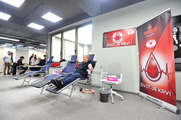 Реорганизација свих 47 служби трансфузије до краја године